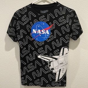 Boy’s Black and White NASA T shirt with Shuttle on it Size M